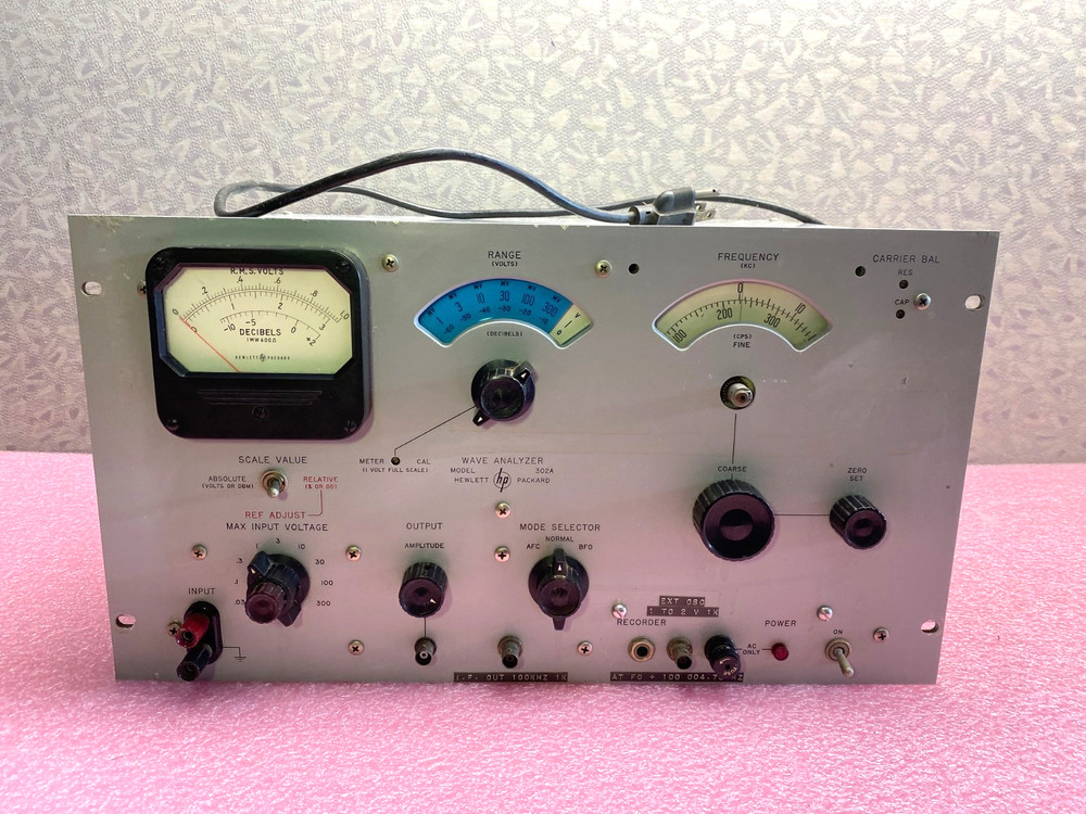 HEWLETT  PACKARD 302A WAVE ANALYZER