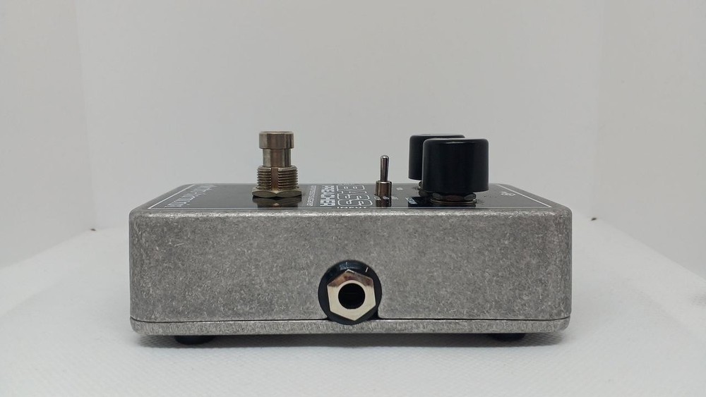 ELECTRO HARMONIX BASS PREACHER effector