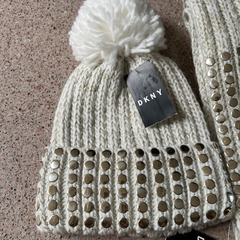 NEW WITH TAGS DKNY SCARF & BEANIE SET $98