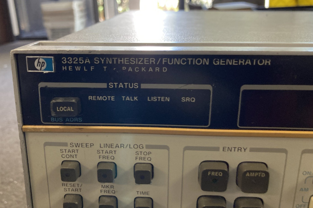 Hewlett Packard HP 3325A Synthesizer / Function Generator For Parts