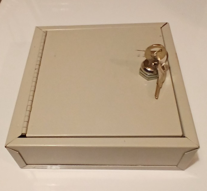 Security Locking Wall Mount Key Lock Cabinet W/2 Keys