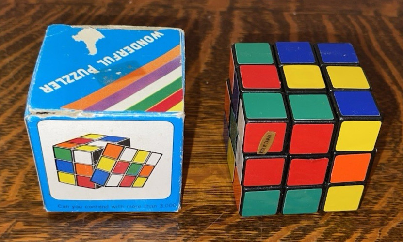 RUBIK'S CUBE~ 2-1/2"~ VINTAGE