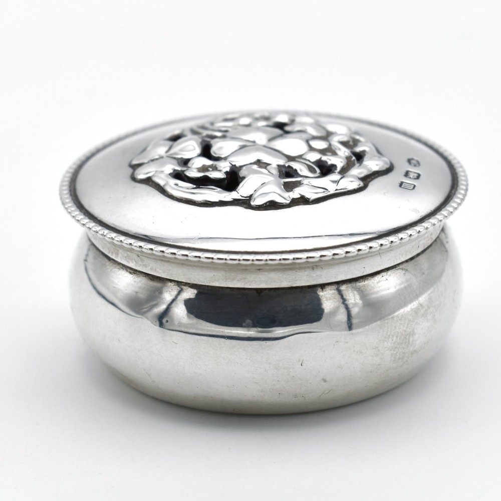 Antique Solid Silver Box 1911 William Comyns Shamrock Wilson & Gill Retail Mark