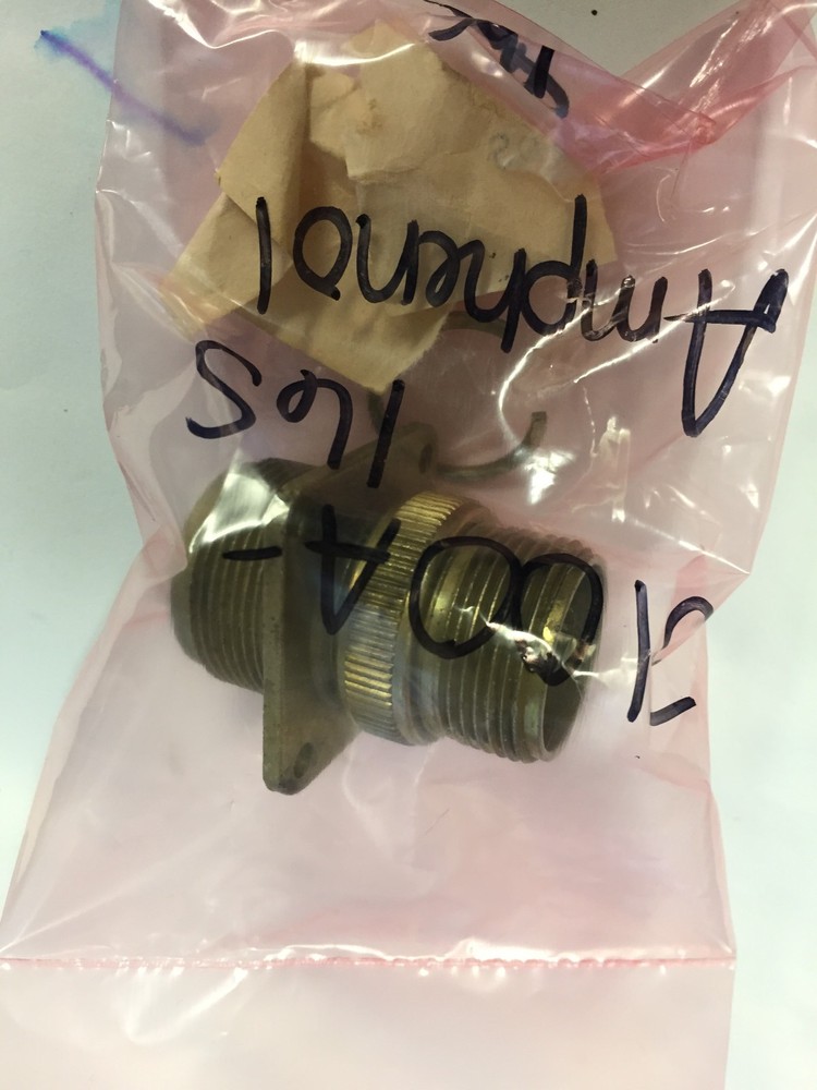 3100A-16S AMPHENOL NO INSERT NEW