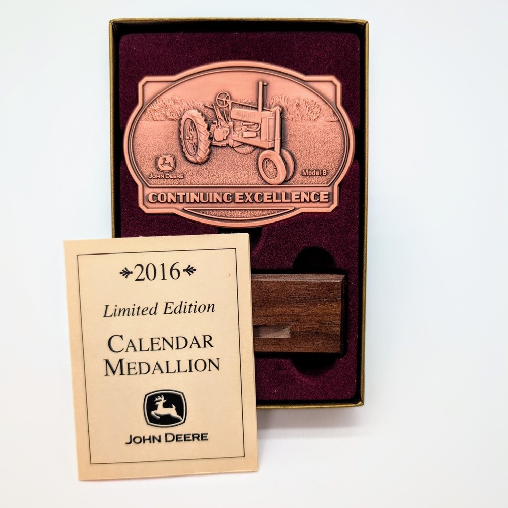 John Deere 2016 Calendar Medallion