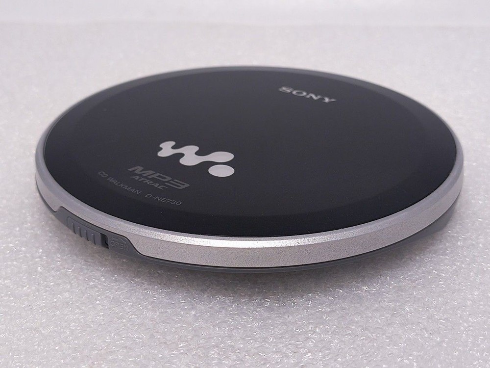 Sony D NE730 Portable CD Walkman Black Fully Functional Tested
