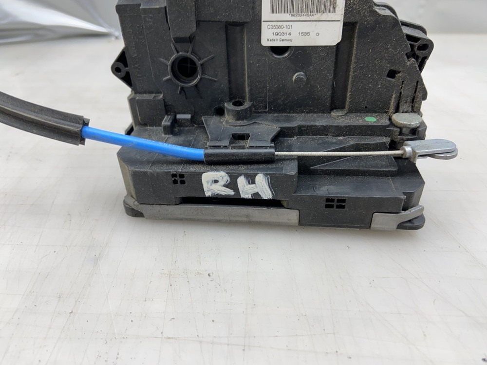 14-21 RAM PROMASTER-Front Right Side Door Lock Latch ASSY