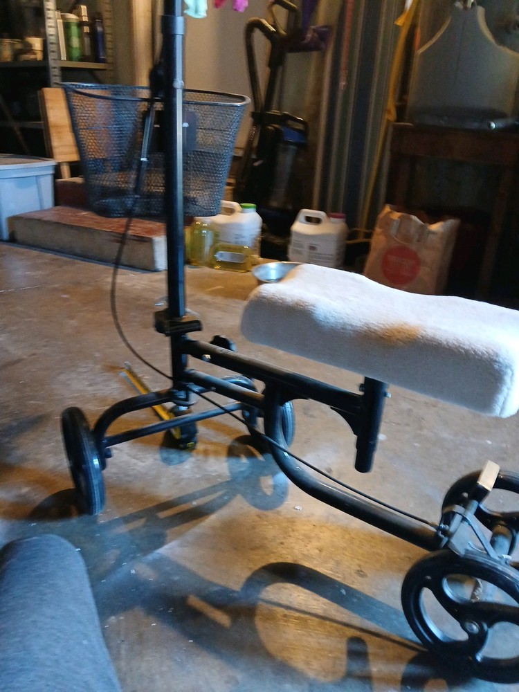 lightly used knee scooter