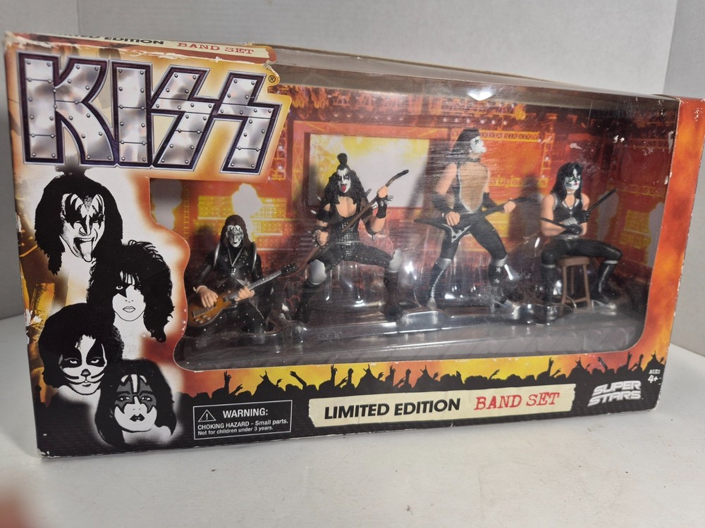 KISS LIMITED EDITION Band Set Pre-owned