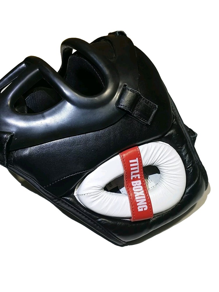 Title Boxing Headgear (Removable Facemask) No Rips. Great Condition!