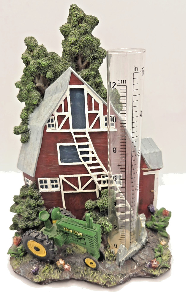 JOHN DEERE Tractor Barn Scene Rain Gauge 29006