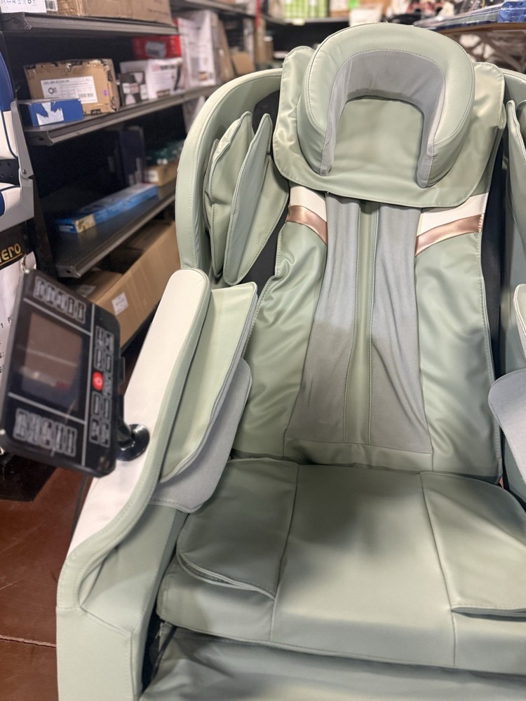 Full Body Massage Chair