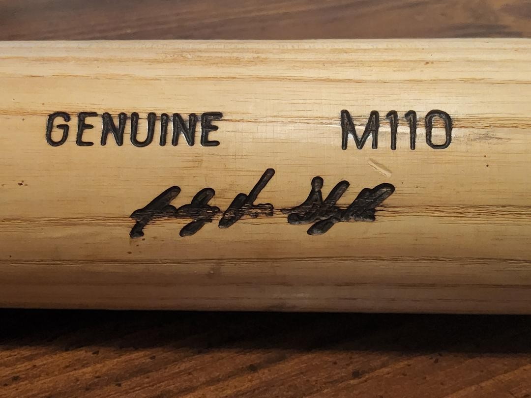 Pittsburgh Pirates ANDY VAN SLYKE Game Used 1990 Rare 1 Year Model M110 Bat