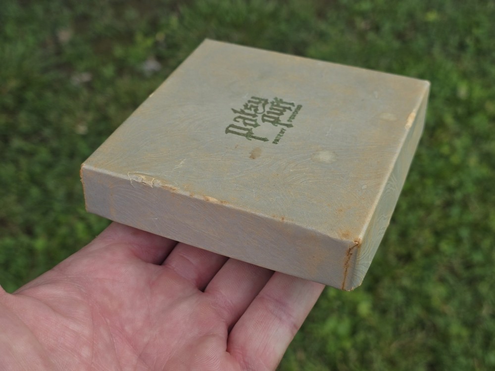 Vtg Patsy Puff Powder Makeup Puff Doll Face Box * Old Display Box Only * See Pic