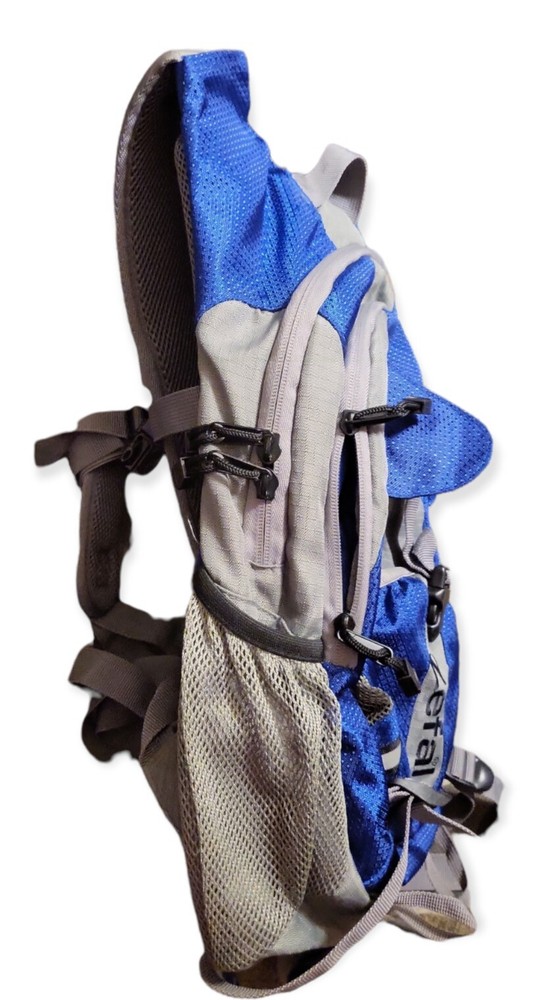 Zefal Hydration Backpack Blue & Gray Holds 2L Bladder BLADDER NOT INCLUDED