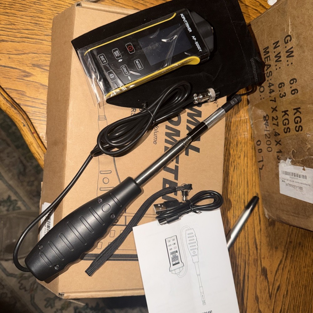 Anemometer Handheld, HVAC Wind Meter Hot Wire Anemometer with Telescopic