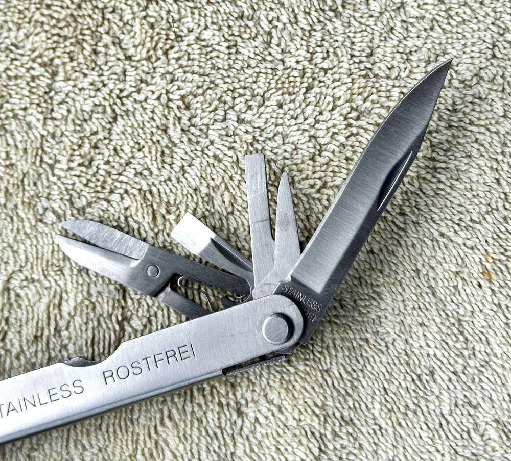 25 FUNCTION CASSELMAN ADVERTISING MULTITOOL - (A- ACTION WELDING) GERMANY