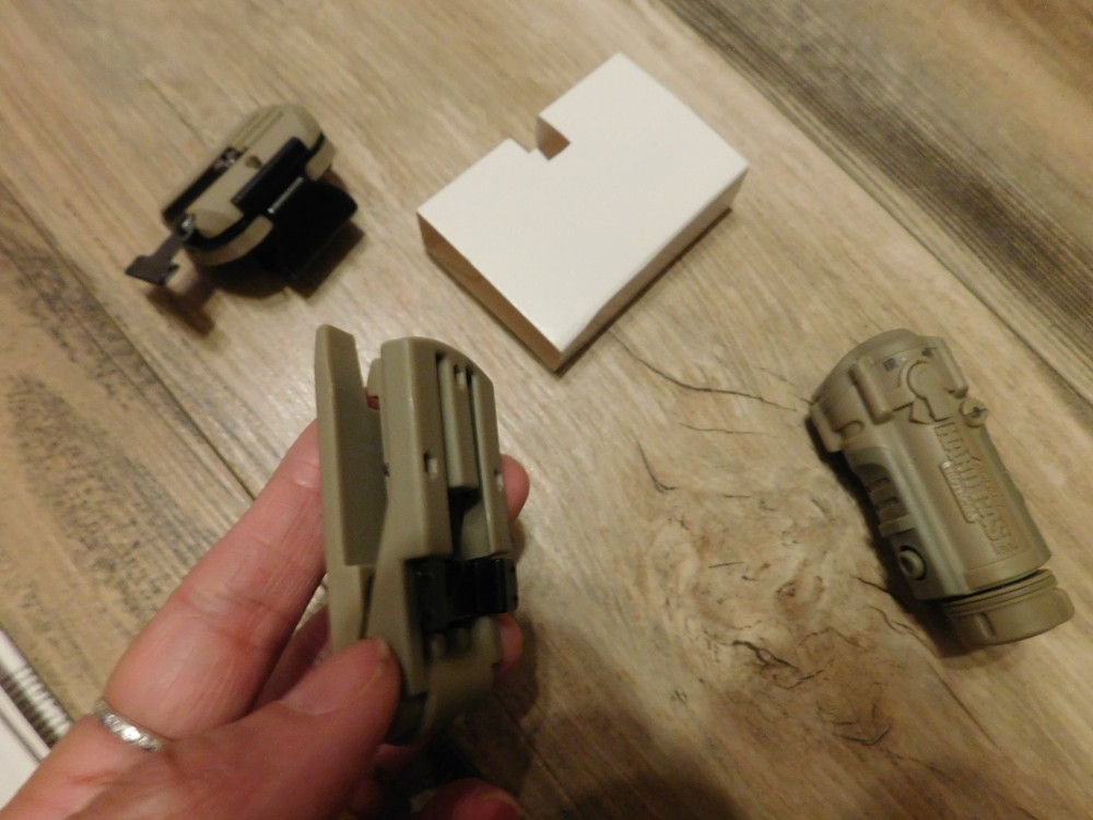 ENERGIZER HARD CASE TANGO TACTICAL HELMET LIGHT NEW