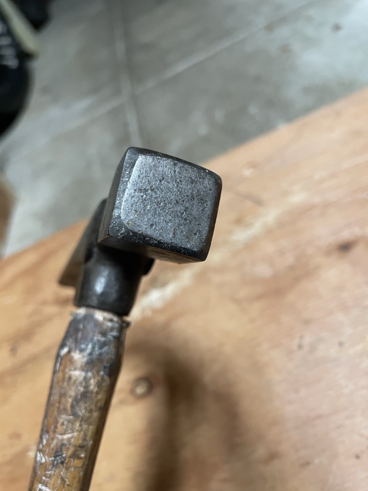 Vintage Vaughan Super Steel Stone Mason Brick Layer Masonry Hammer 16 oz