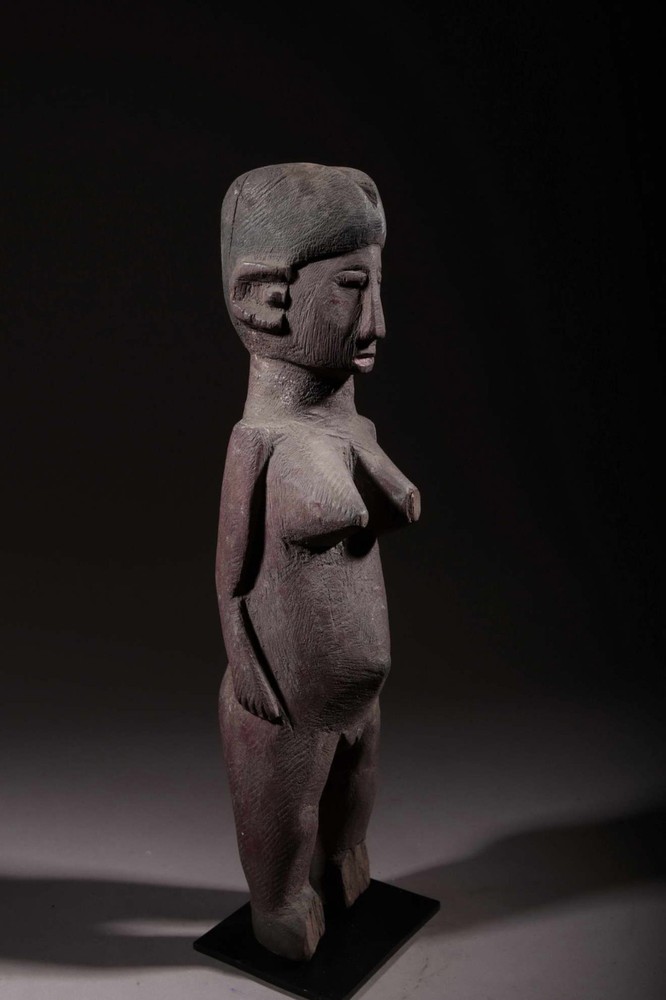 Statue Exceptionally 2610