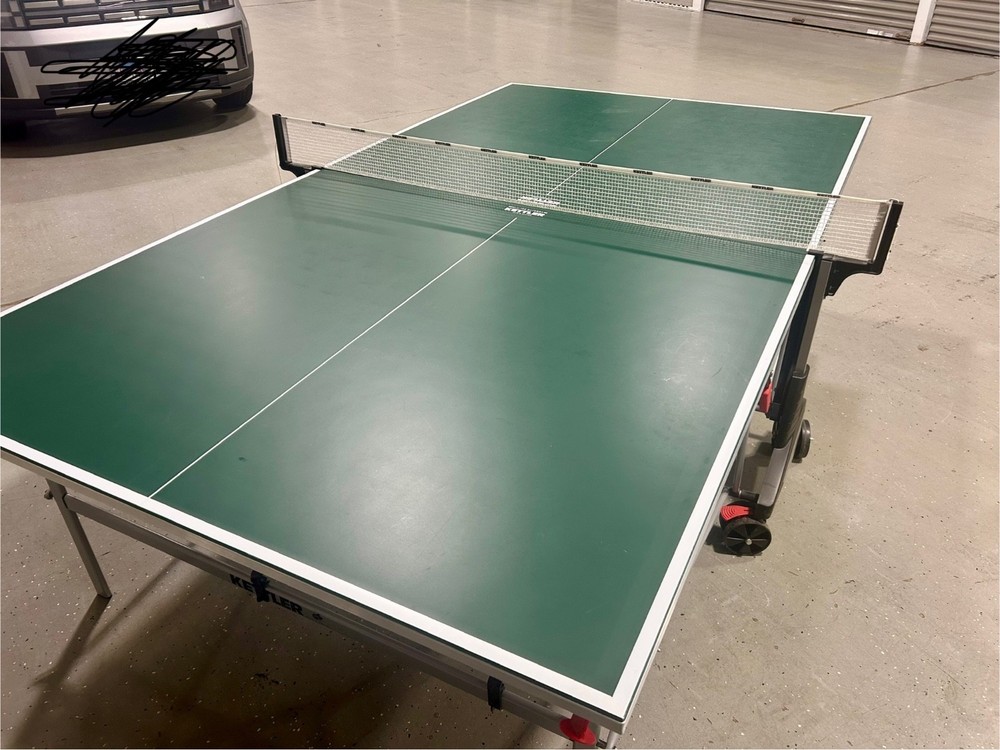 ping pong table excellent condition Ketler