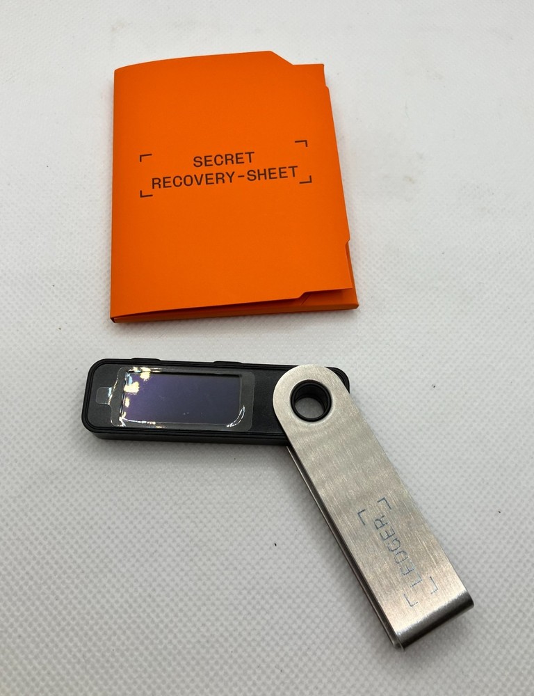 Ledger Nano S Plus Crypto Hardware Wallet