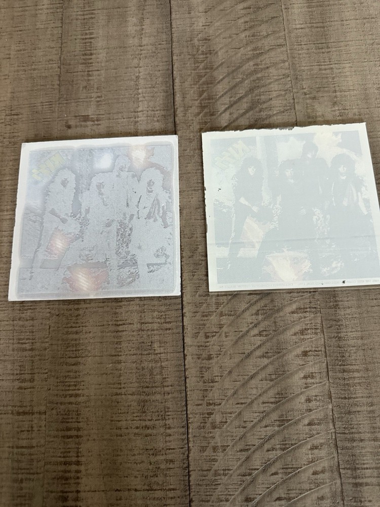 Kiss Animalize Glass Tiles 6x6