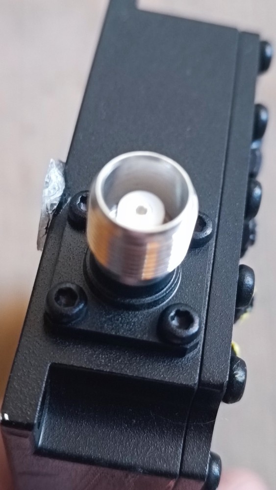 Passive microwave signal divider/combiner RF power splitter/combiner.