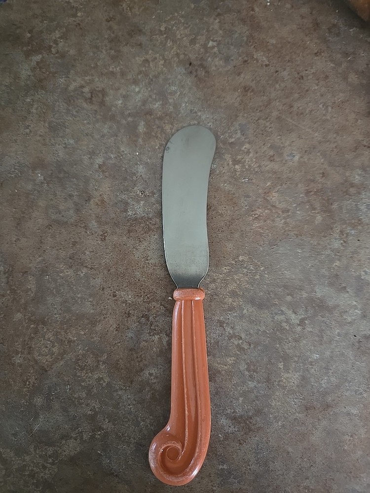 Vintage Bakelite Stainless Spreader