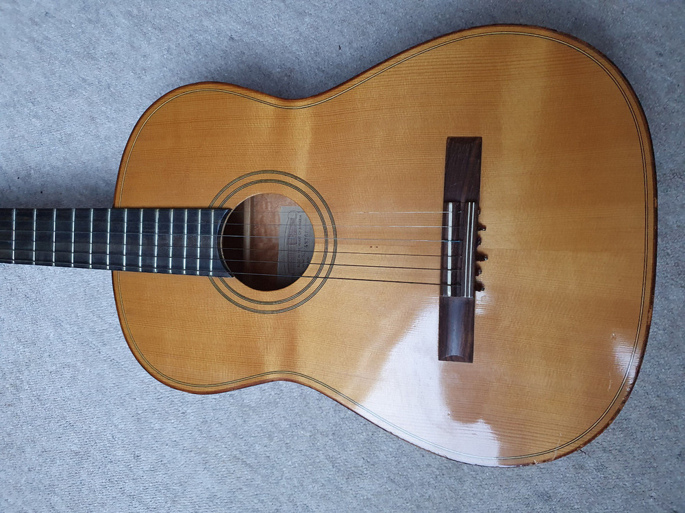 Nice old guitar "Framus 5/22" Beautiful flamed back & side!