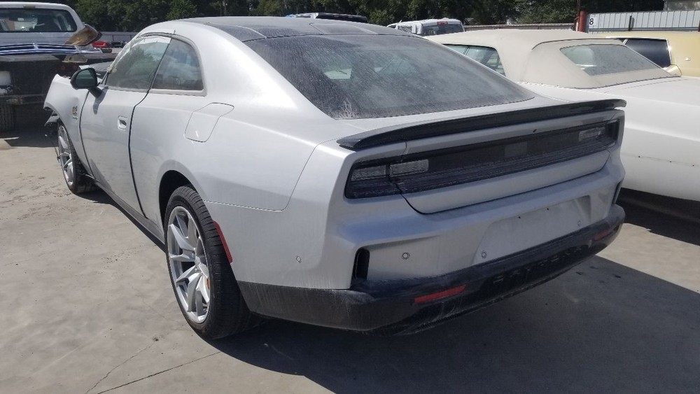 24 DODGE CHARGER GPS MAPPING CAMERA 68612086AE