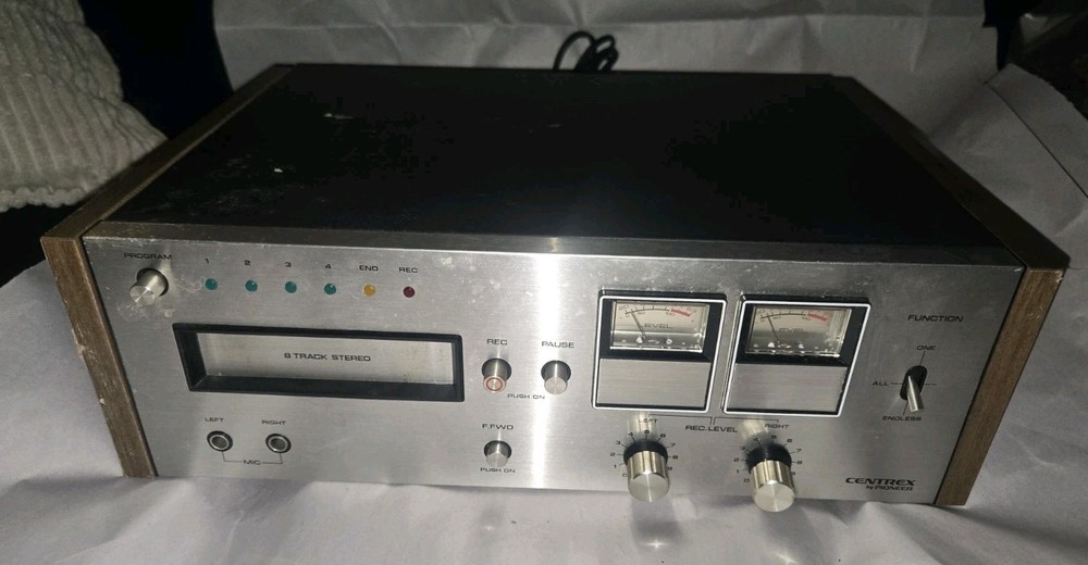 Vintage Centrex by Pioneer RH-60 8 track UNESTED