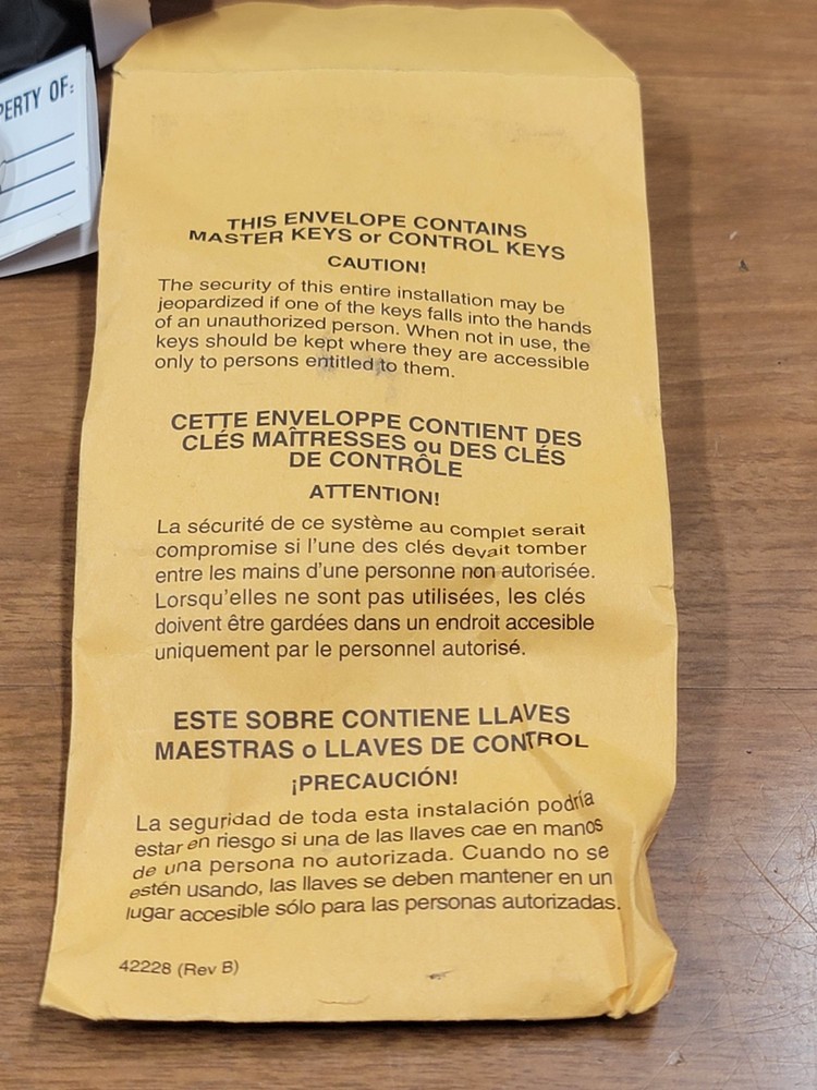 Master Lock 410KARED 11 Pack, Keyed Alike With 2 Control Keys For Set.