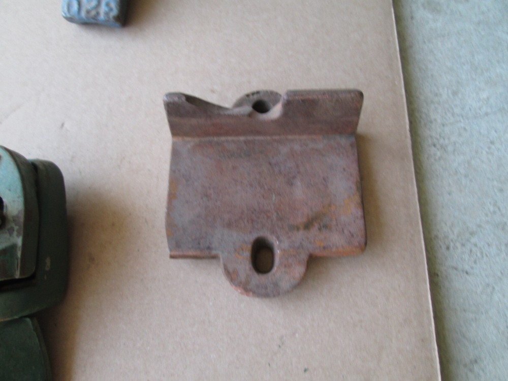 8ft Currie Open Gear Windmill Frame Clamp, #35