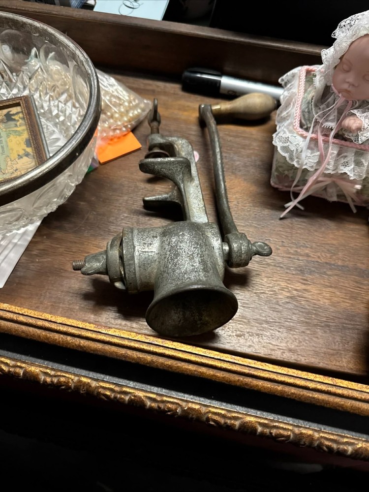 UNIVERSAL MEAT GRINDER FOR TABLE