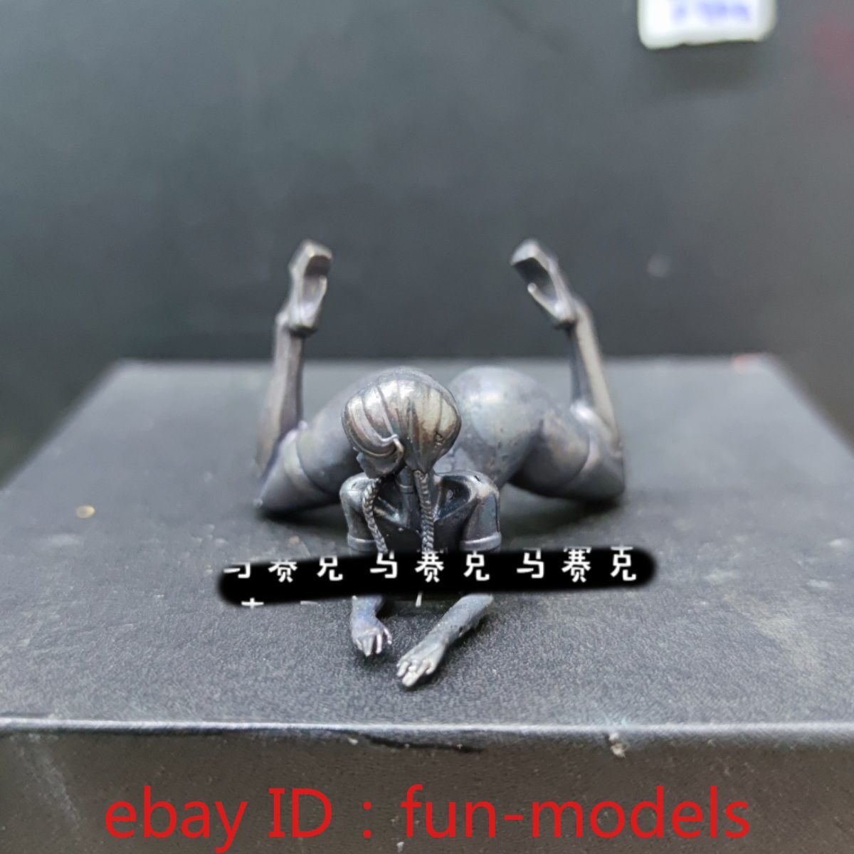 1.9“Black Solid Copper Cute Maiden Sexy Female Pose Car Ornament