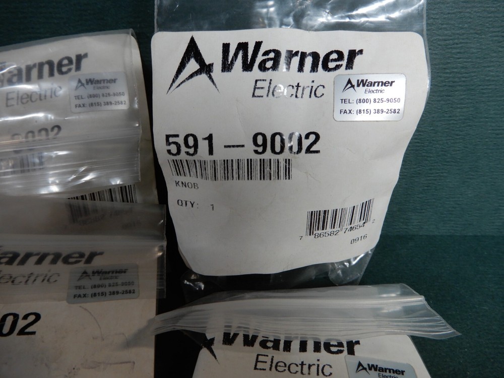 Warner 591-9002 Equipment Knobs Qty 7 NOS