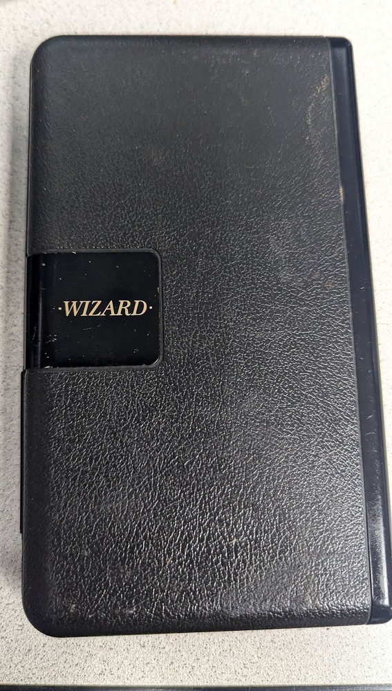 Sharp Wizard OZ-7000 Electronic Organizer with Time & Expense Manager Card
