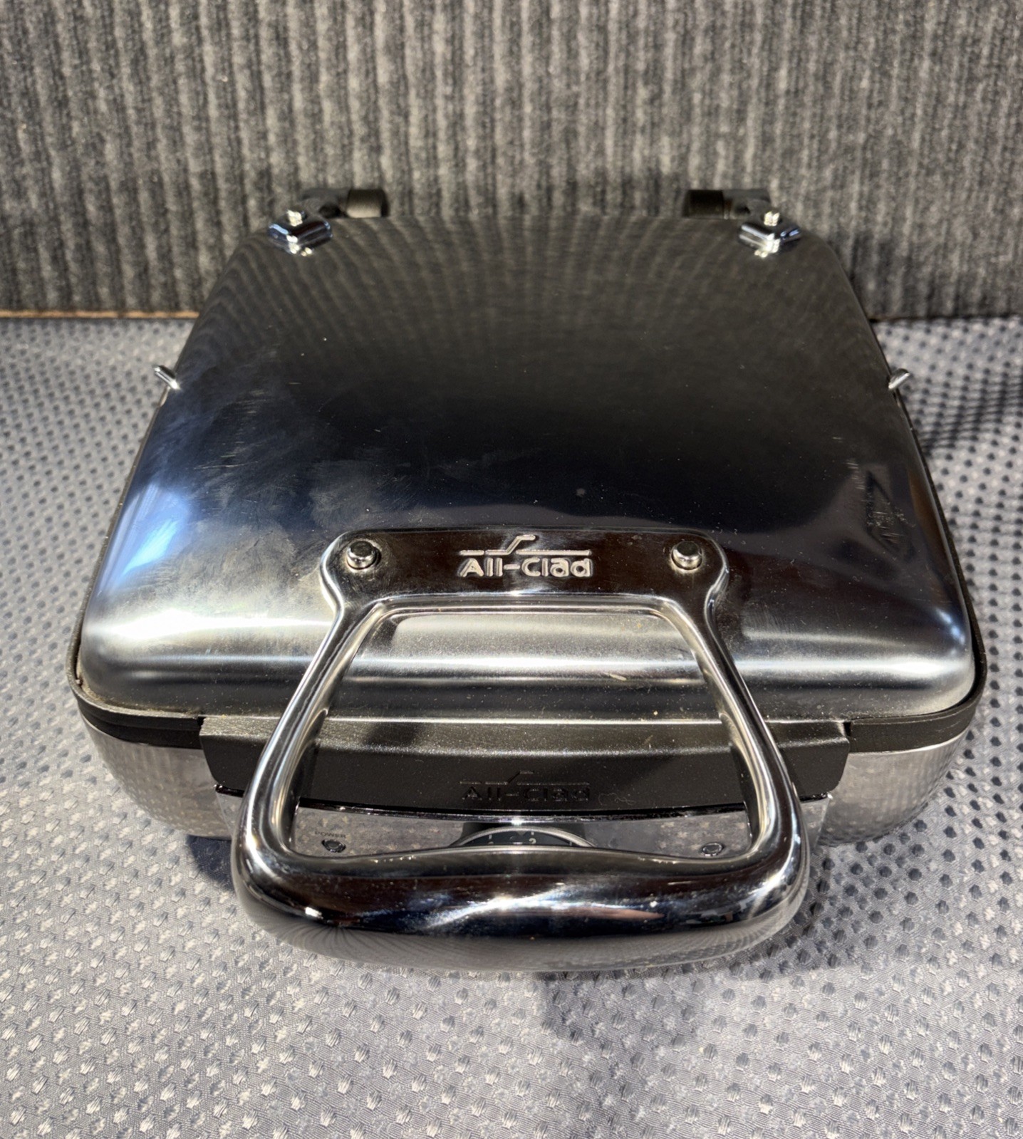 All Clad Waffle 4 Square Belgian Waffle Maker 6066 Stainless Steel E105725 WORKS