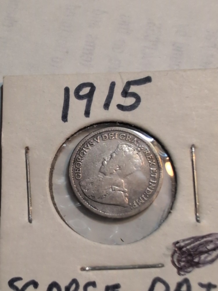 1915 Canadian Silver 5 Cent  Piece