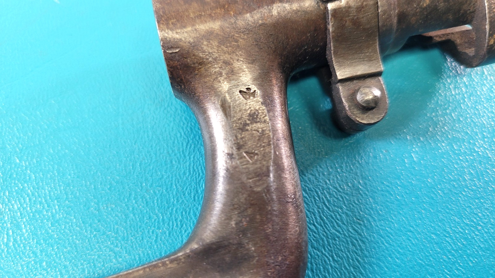 Swiss Model 1863 Peabody & Vetterli Rifle Socket Bayonet TR1447