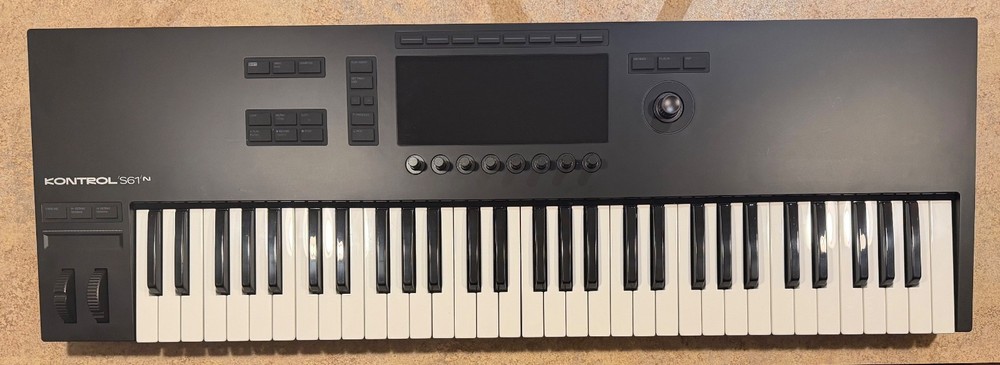 Native Instruments Komplete Kontrol S61 MK2 61 Key Keyboard Controller