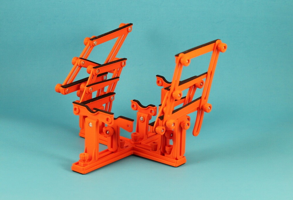 Building Jig for Plastic Models