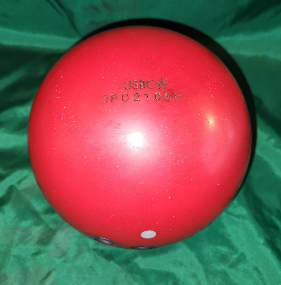 Hammer Black Widow Red Solid Urethane Overseas Bowling Ball 15 lbs Span 4 Inches