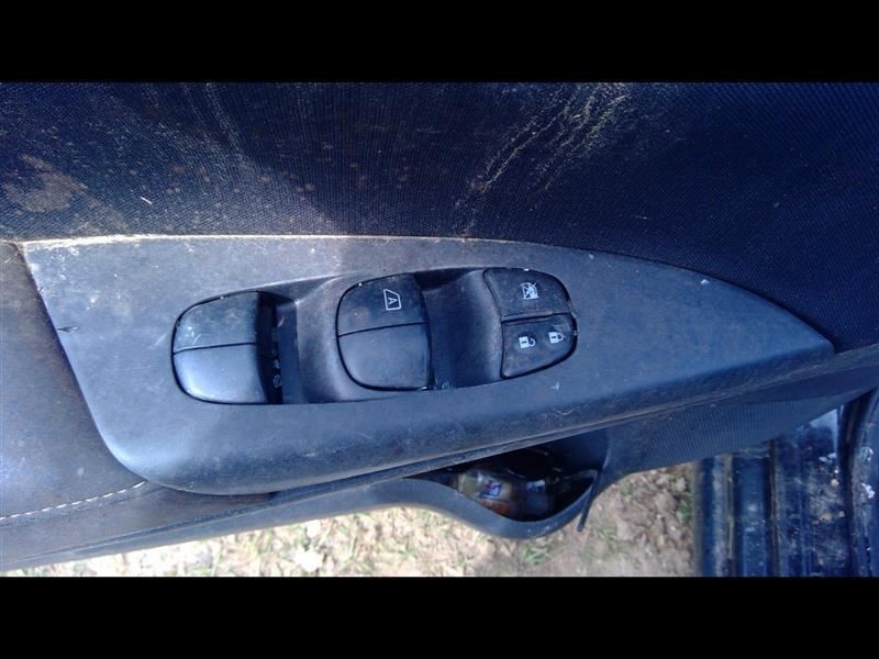 SENTRA 2017 Fuse Box Cabin 6780