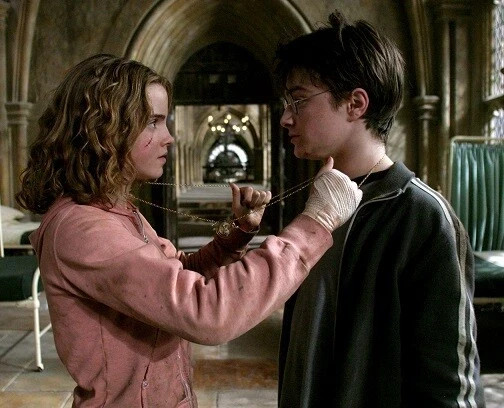 Harry Potter Time Turner Necklace Hermione Hourglass Pendant Gift Halloween US