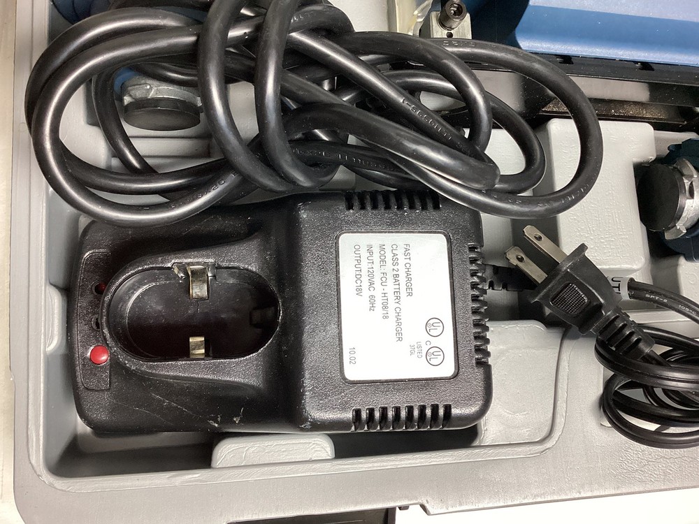 Strategy 18v 6in Combo Tool Kit.