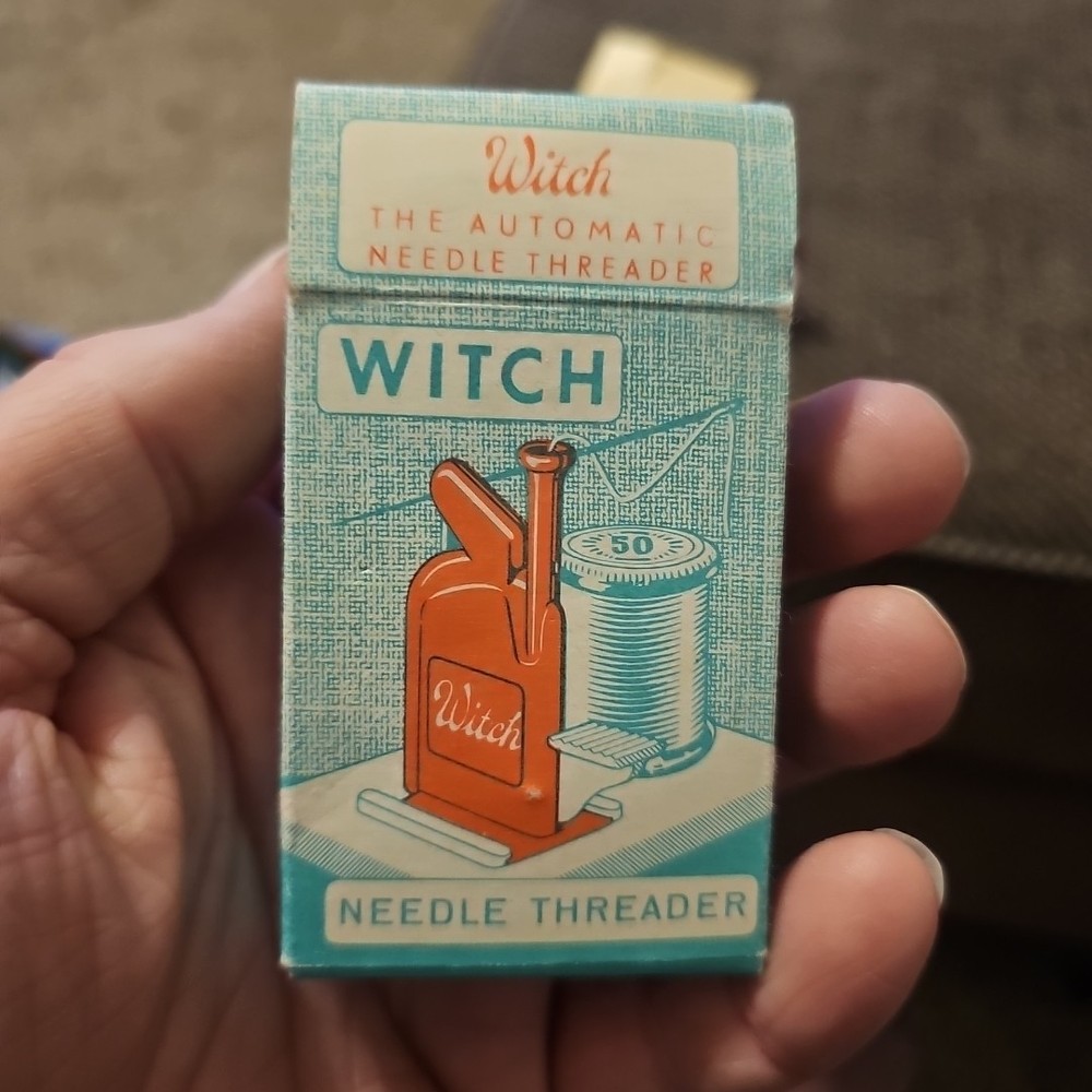 Vintage Witch Automatic Needle Threader w/ lnstructions & Original Box Germany