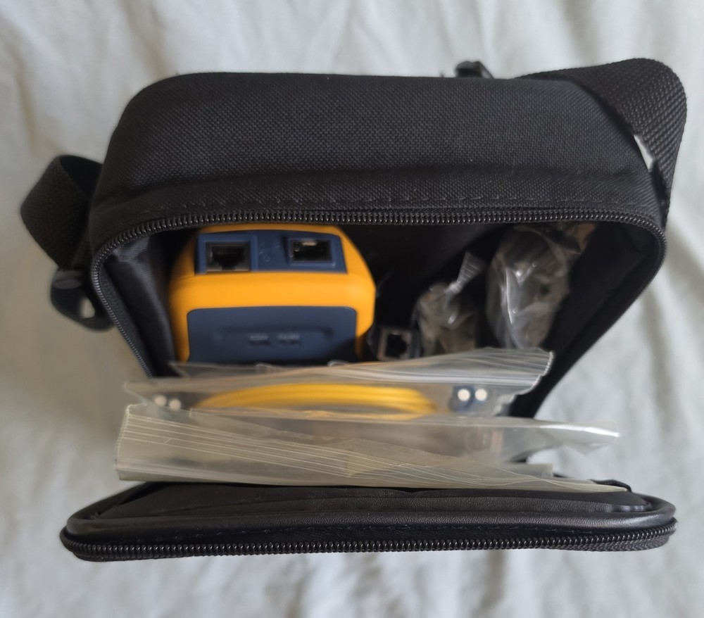 Fluke Networks LinkRunner AT 2000 Ethernet Network Connectivity Tester Set