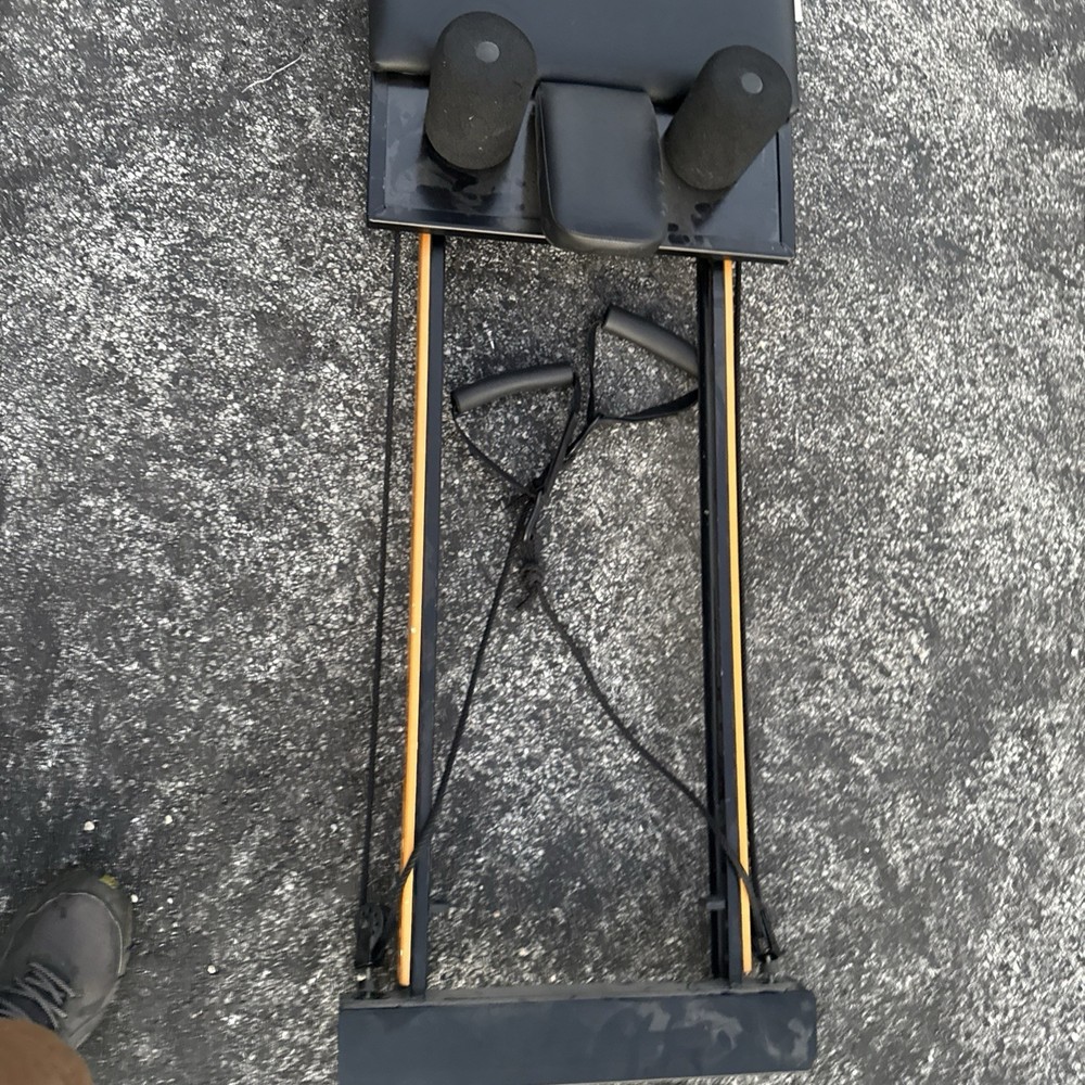 AeroPilates Performer Foldable Wheels Ab Exercise Workout Machine